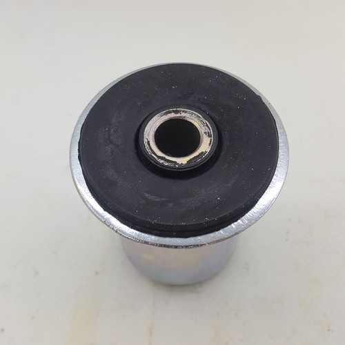 KIT COMPLETO SILENTBLOCK BRACCIO POSTERIORE FIAT CINQUECENTO PER 7663114 - Imagen 2 de 7