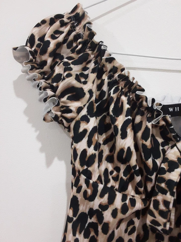 White Fox  Crop Top Size Small  Animal Print  Buttons Tie Front Summer Party - Image 3 of 4