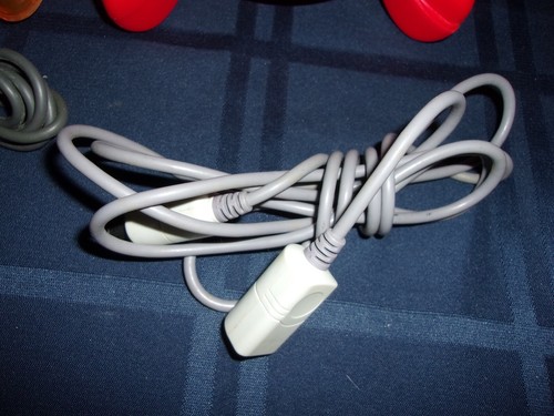 SEGA DREAMCAST PERFORMANCE NYKO RED ORANGE EXTENSION WIRED CONTROLLERS LOT 2 - Picture 2 of 6