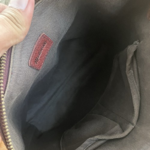 Cartera Bandolera de Transporte MADEWELL en Cuero Vino Borgoña - Imagen 12 de 14