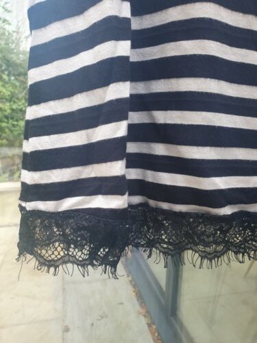 ASOS Ladies UK 12 Black And White Stripes Tshirt With Lace Trim - Picture 4 of 6