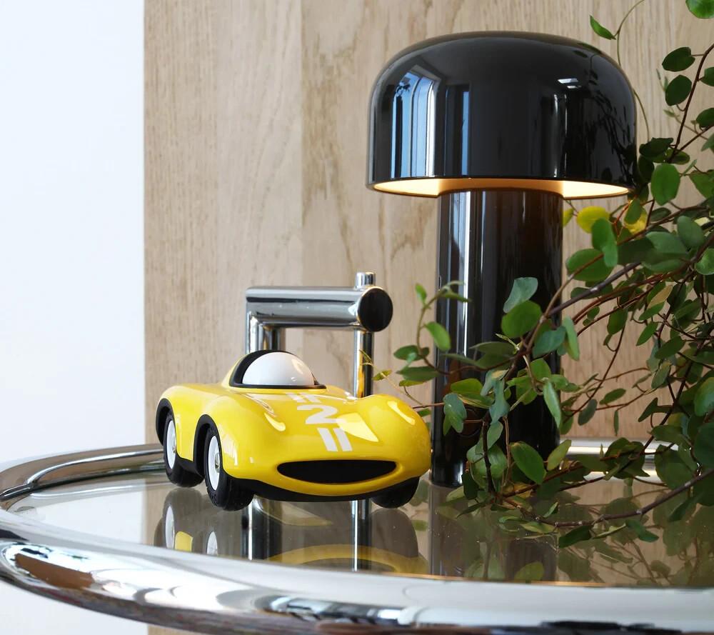 Playforever Mini Speedy Le Mans Yellow PL703 - Car Art Toy Free