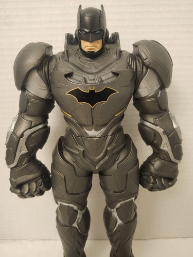 Batman Giant Series 12" Batman - Picture 7 of 7