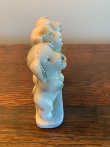 Vintage Ceramic Three Dogs Figurine Made in Japan - Picture 4 of 7