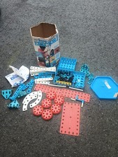 1977 Vintage Gabriel Young Erector Set w/ Manual instructions Hexagon Box 37003