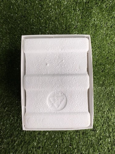 The Danbury Mint 2011 Tennessee Volunteers Game Day Snowman Ceramic Ornament - Picture 8 of 9