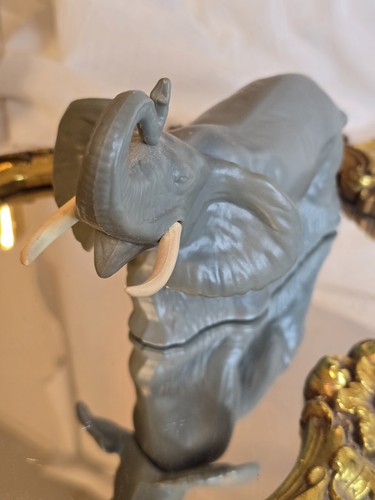 MAJESTIC ELEPHANT - VINTAGE AVON-PARFÜMFLAKON KOMPLETT VOLL NEU OHNE ETIKETT ODER BOX