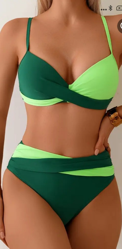 Neuer grüner Bikini Gr. 16