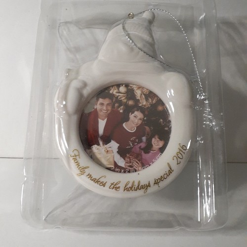 Christmas 2016 Ornament Family Makes the Holidays Special Ceramic Photo Frame - Picture 5 of 5