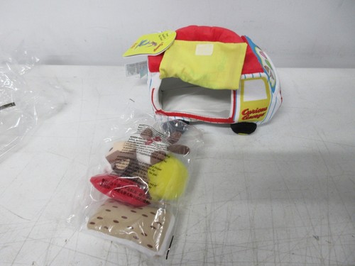 KIDS PREFERRED Curious George Ice Cream Truck Playset with Music and Plush Toys - Picture 9 of 11
