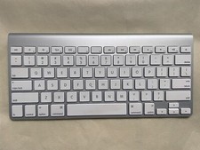 Apple A1314 Wireless Keyboard - Silver MC184LL/B 
