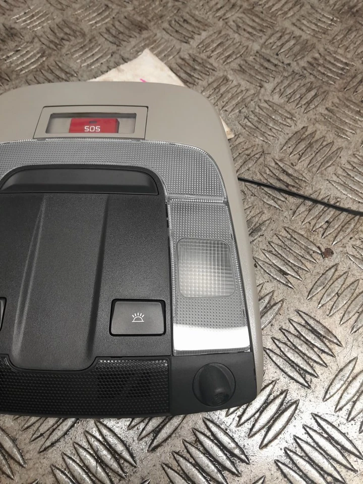 PANEL DE LUZ INTERIOR KIA SPORTAGE 3 ISG 92800R2100ED 2021-2024 Foto 3 de 4