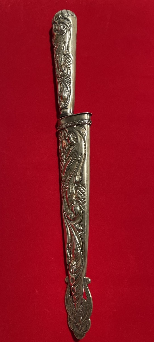 La Movediza Exquisite Gaucho Knife Argentina Silver From the