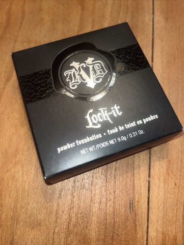 Kat Von D Lock It Powder Foundation In Deep 195 New In Box - 第 1/4 張圖片