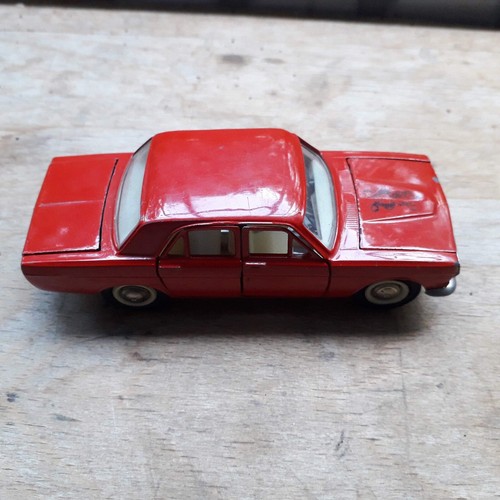 Model 1:43 A14 GAZ 24 Volga USSR 1980 Olympics - Picture 2 of 12