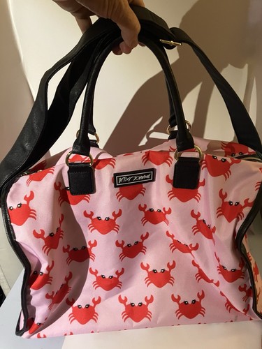 Betsey Johnson Large Weekender Duffle Bag W/ smaller bag excellent condition