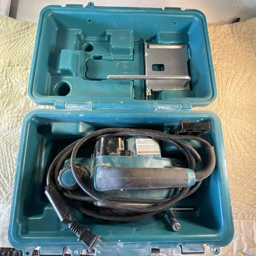 Makita Planer KP0800 Corded