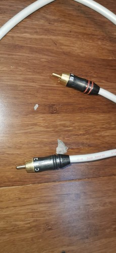 QED Qnect2 RCA Interconnect Cables Pair (1m And 0.50cm Long) - Picture 2 of 9