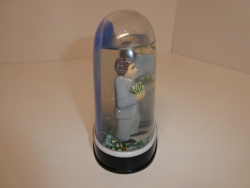 VTG CELOZZI-ETTLESON CHEVROLET GM SNOW GLOBE Where you Always Save More MONEY! - Picture 9 of 14