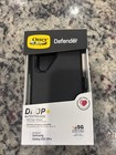Coque + Clip Ceinture Noir pour Samsung Galaxy S24 Ultra 5G Otterbox Defender Series