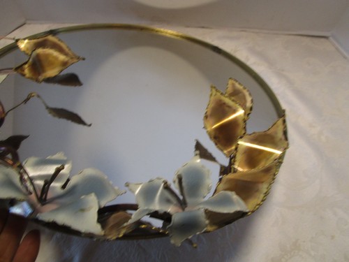 Vintage Metal Wall Round Mirror with 3D sculptural brutalist décor 1970's 16"W - Picture 20 of 23