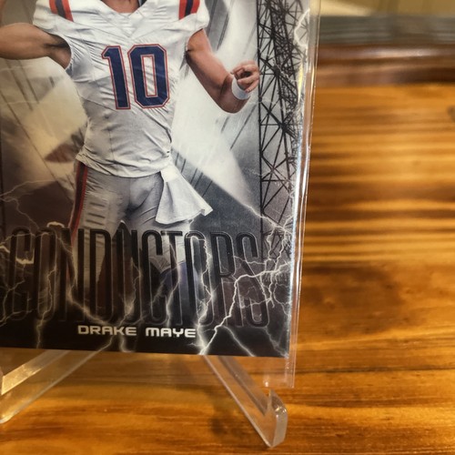 2024 Topps Resurgence - Conductores Drake Maye #C-7 (RC) - Imagen 6 de 9