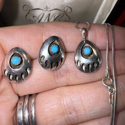 VTG SOUTHWESTERN STERLING SILVER TURQUOISE SHADOWBOX BEAR CLAW EARRINGS Necklace - Picture 5 of 5