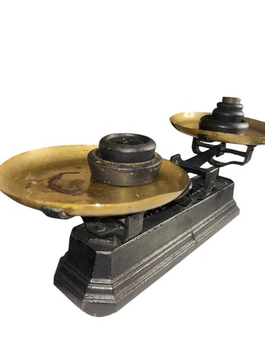 Antique Force 5 Kilo G Cast Iron Scales With Brass Trays And Iron Weights - Picture 2 of 6
