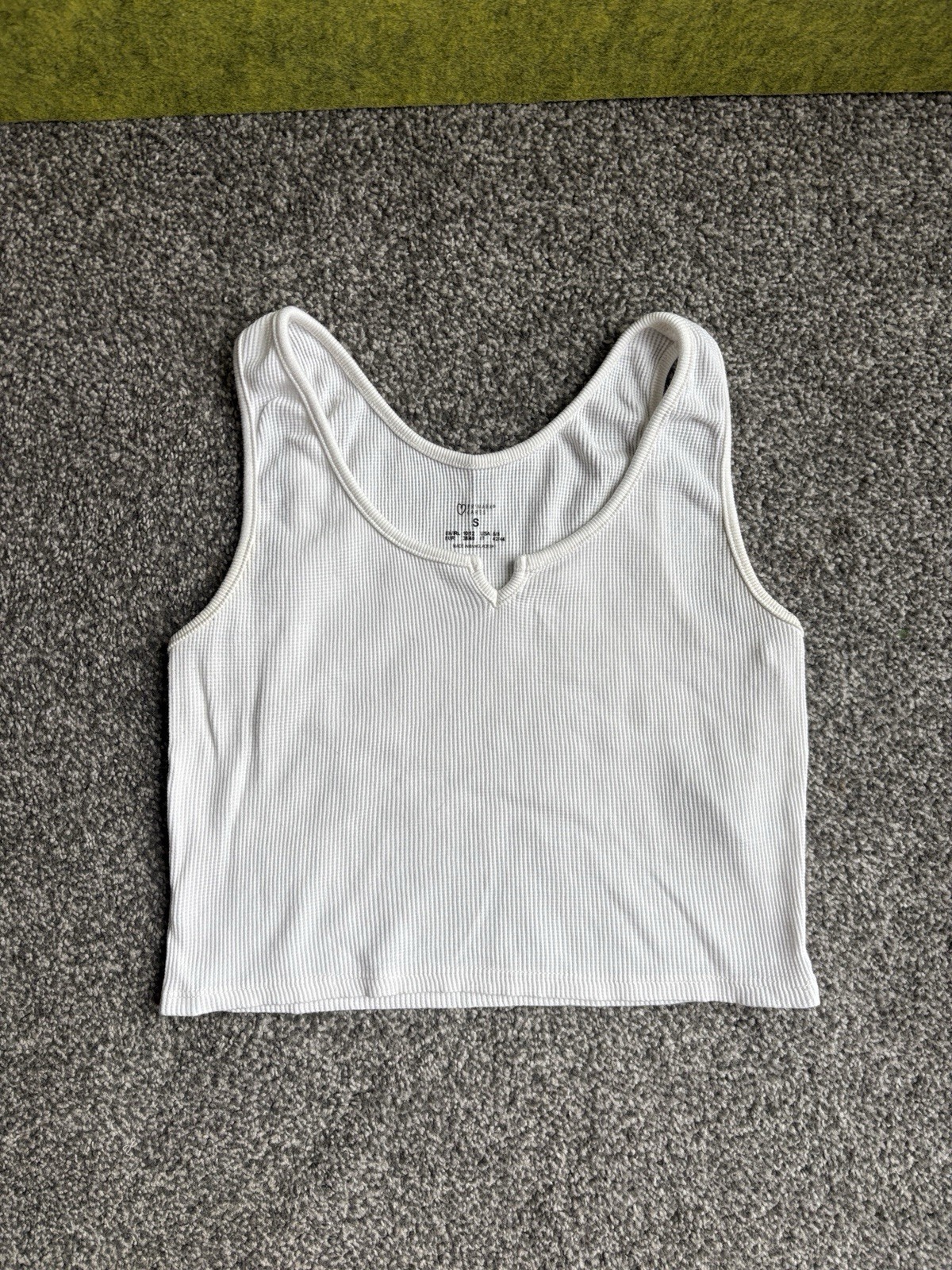 Primark ribbed crop tank top White S V-neck Cami Henley Vest Classic Daily Wear image 2