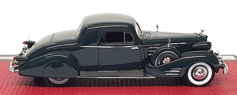 Matrix 1/43 Scale MX50301-162 - 1937 Cadillac V16 S90 Fleetwood Coupe - Green — 第 3/4 张图片