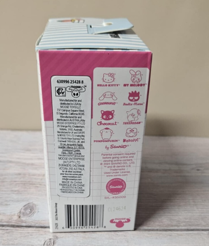 Hello Kitty Silber Glitzer Real Littles Rucksack mit 6 Schreibwaren Überraschungen. - Bild 3 von 6