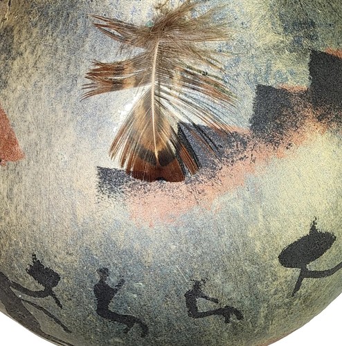 Pair of Native American Painted Gourds Tribal Designs by Soszynski Vintage 1980s - Picture 14 of 15