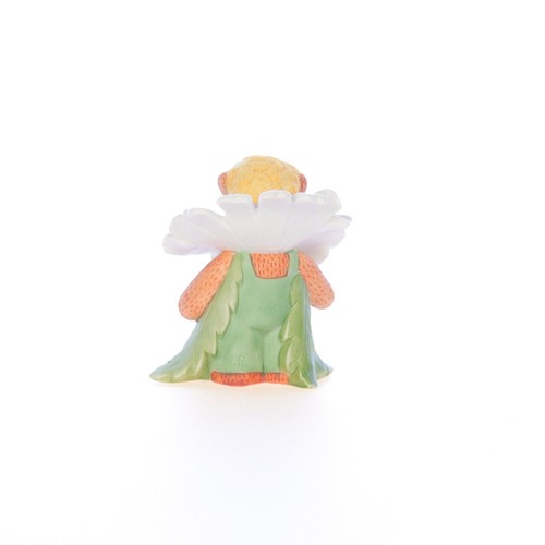 Lucy and Me Vintage 1987 Porcelain Figurine 1989 Flower Petals Lucy_Unknown_004 - Picture 5 of 8