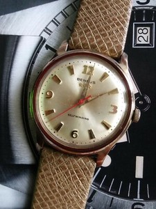 benrus self winding watch