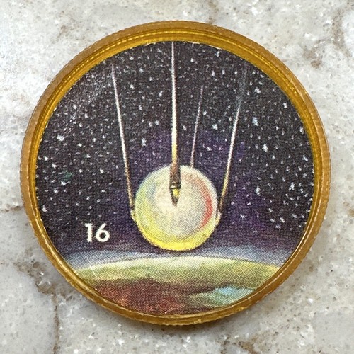 MONEDA MÁGICA ESPACIAL VINTAGE AÑOS 60 Nº 16 SPUTNIK 1 CHIP DE PATATATAS PARA ESTUDIANTES