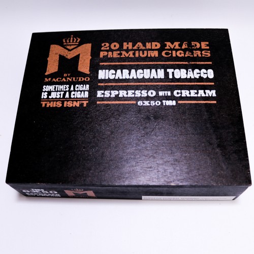 Caja de cigarros de madera vacía Macanudo Toro 6 x 50 espresso y crema 8,25" x 6,75" x 2,25 - Imagen 7 de 9