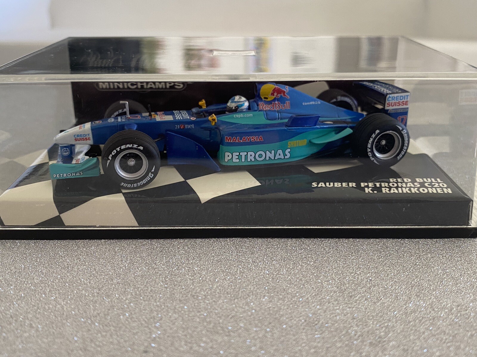 Picture 2 of 5