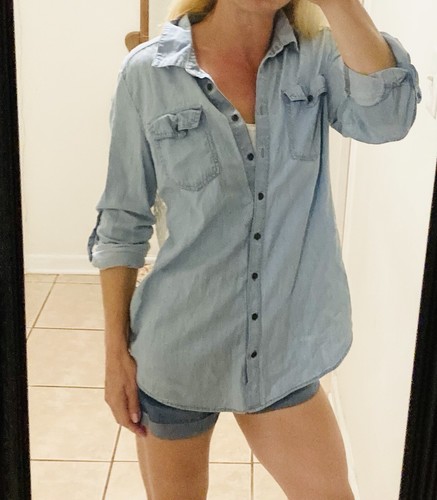 RUE 21 Denim Lace Long Sleeve Button Down Top Size Medium - Bild 9 von 12