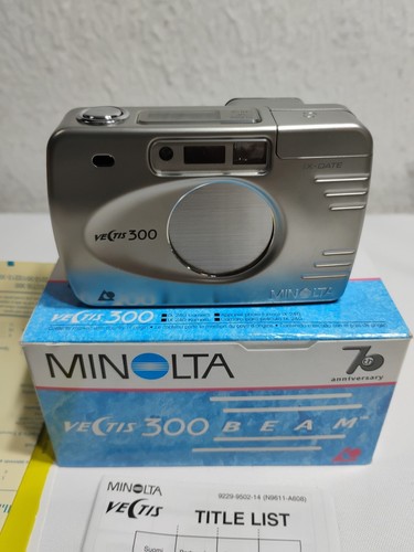 Rare Minolta Vectis 300, Stainless Steel APS Film Camera & Case TESTED - Picture 3 of 17