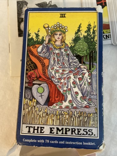 Universal Waite Tarot 78 Card Deck w/instruction booklet U.S. Games Systems - Picture 6 of 8