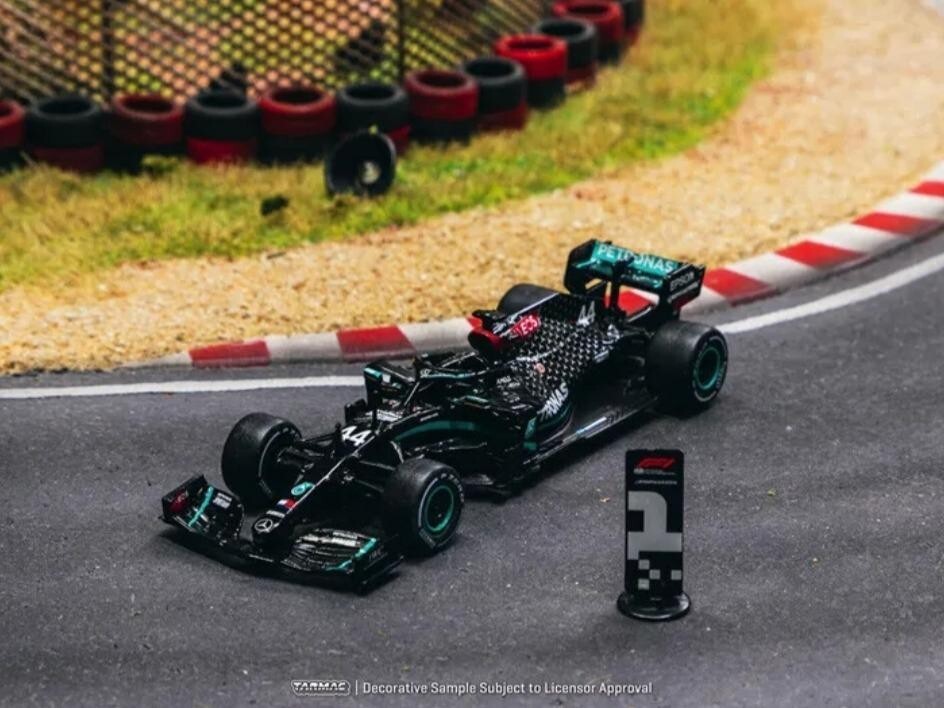 TARMAC WORKS 1:64 scale Mercedes-AMG F1 W11 EQ performance British