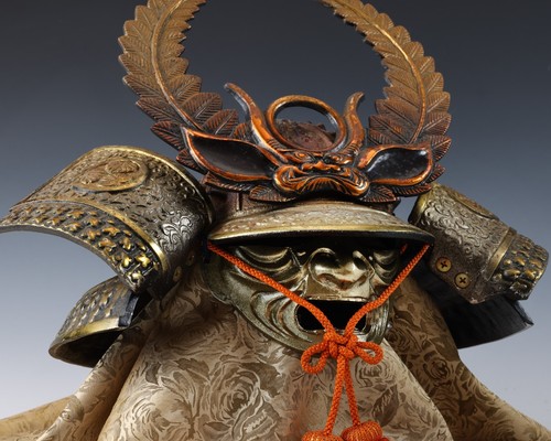 Old Vintage Japanese Samurai Helmet -TOKUGAWA IEYASU's Kabuto- with a Face Mask - Picture 14 of 18