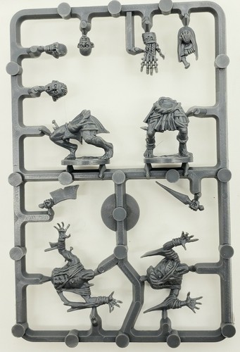 Creepy Mantic Games Zombie Undead Ghouls 10 Figures Warhammer Kings of War - Picture 3 of 3