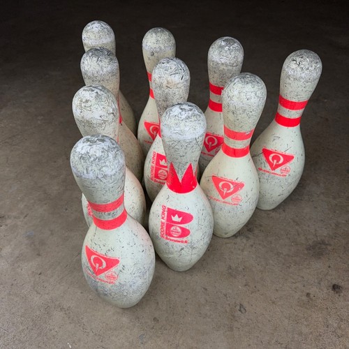 Authentic Reclaimed Ten Pin Bowling Pins and Ball Set - Picture 3 of 12