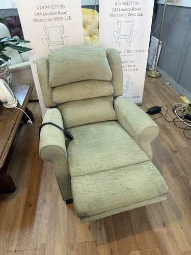 AJ Way Petit EXTRA WIDE Single Motor Standard Rise & Recliner FREE MIDS DELIVERY - Picture 2 of 7