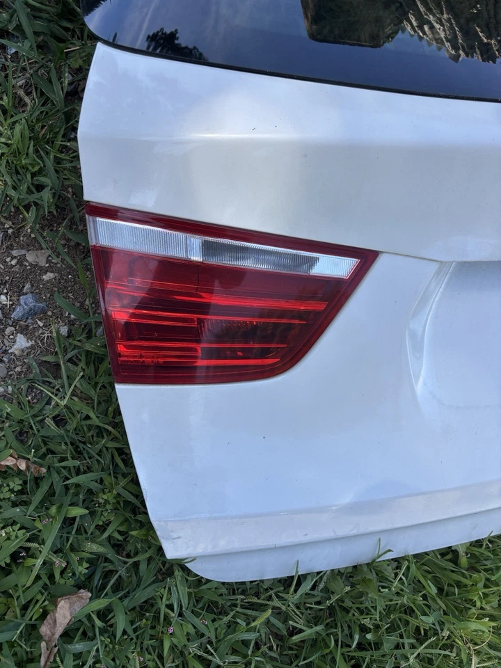 Puerta trasera del maletero BMW F25 X3 2011-2017 con cristal blanco (sin envío) escotilla OEM Foto 2 de 4