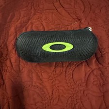 NEW OAKLEY BLACK GREEN ZIPPER SMALL AUTHENTIC EYEGLASSES SUNGLASSES CASE