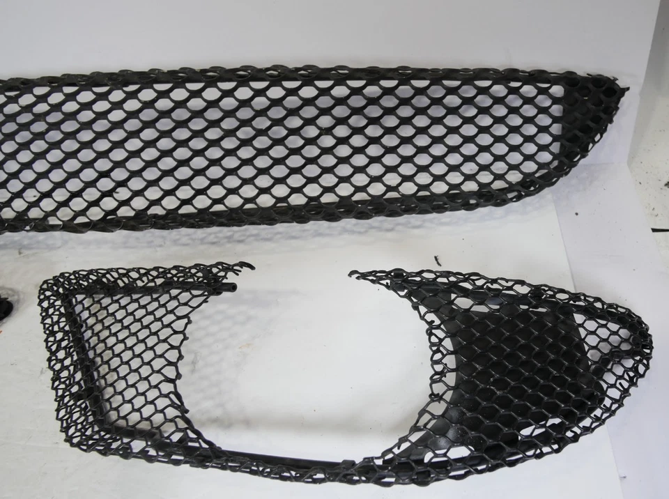 🟩Mercedes W203 C230 C320 C280 AMG спортивный бампер левая правая центральная решетка сетка(3) - Изображение 3 из 4