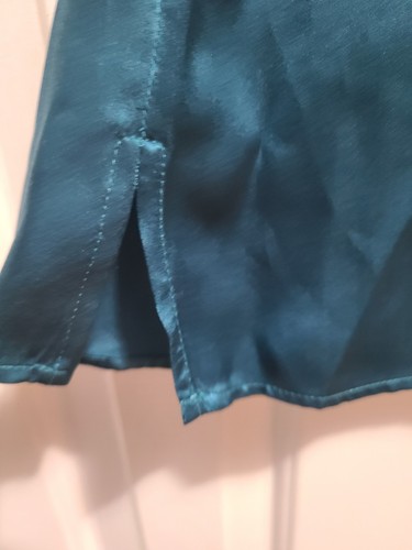 Talbots 100% Silk Tank Top Womens Size 6P Thin Lightweight Glossy Shell Layering - Picture 5 of 13