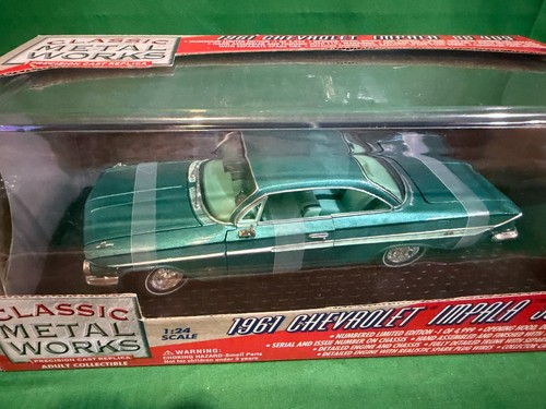 Classic Metal Works 1961 Chevy Chevrolet Impala SS 409 1/24 Diecast NIB BX4 - Picture 5 of 5